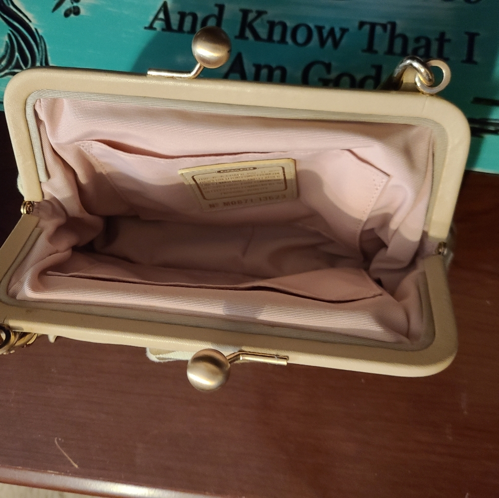 Coach bag - Picture 3 of 4